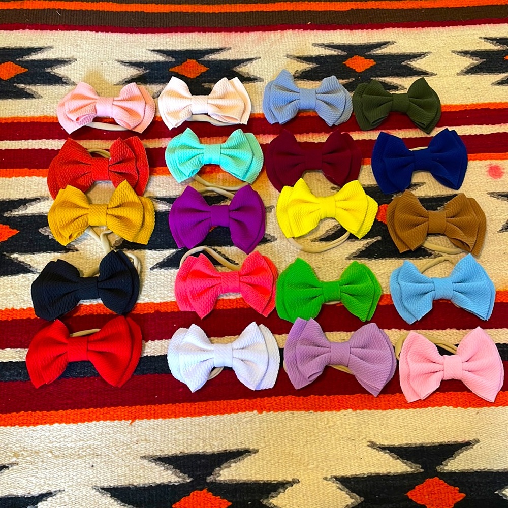 Newborn bows